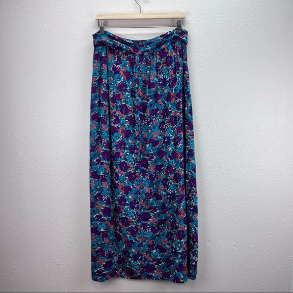 BCBGeneration floral wrap front maxi skirt - Picture 11 of 12